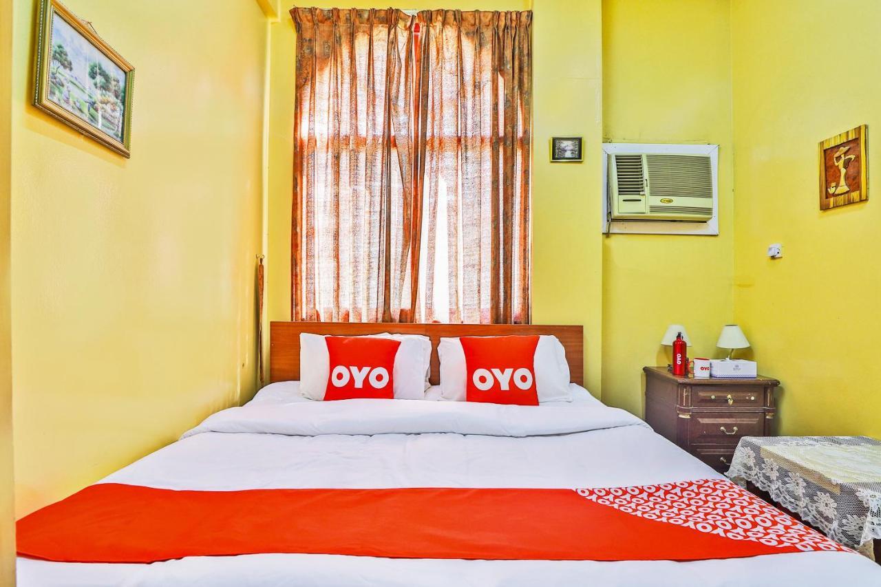 Oyo 393 Al Wehda Hotel Дубай Экстерьер фото